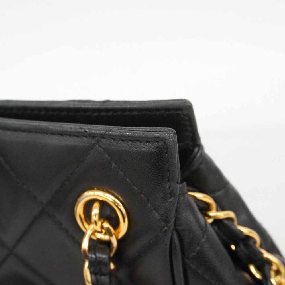 CHANEL Black Lambskin Leather Shoulder Bag - Picture 8 of 12